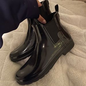 Chelsea Short Hunter Boots. US size 9.